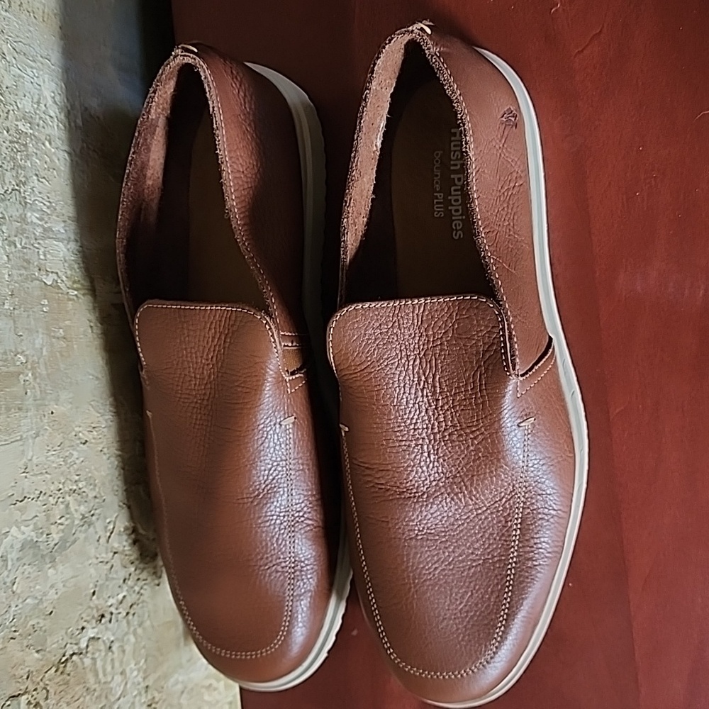 Leather Shoes Hush Puppies size 10 Wide